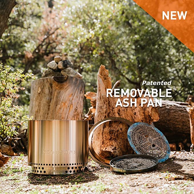 Solo Stove Bonfire removable ash pan detail, simplifies post-fire cleanup