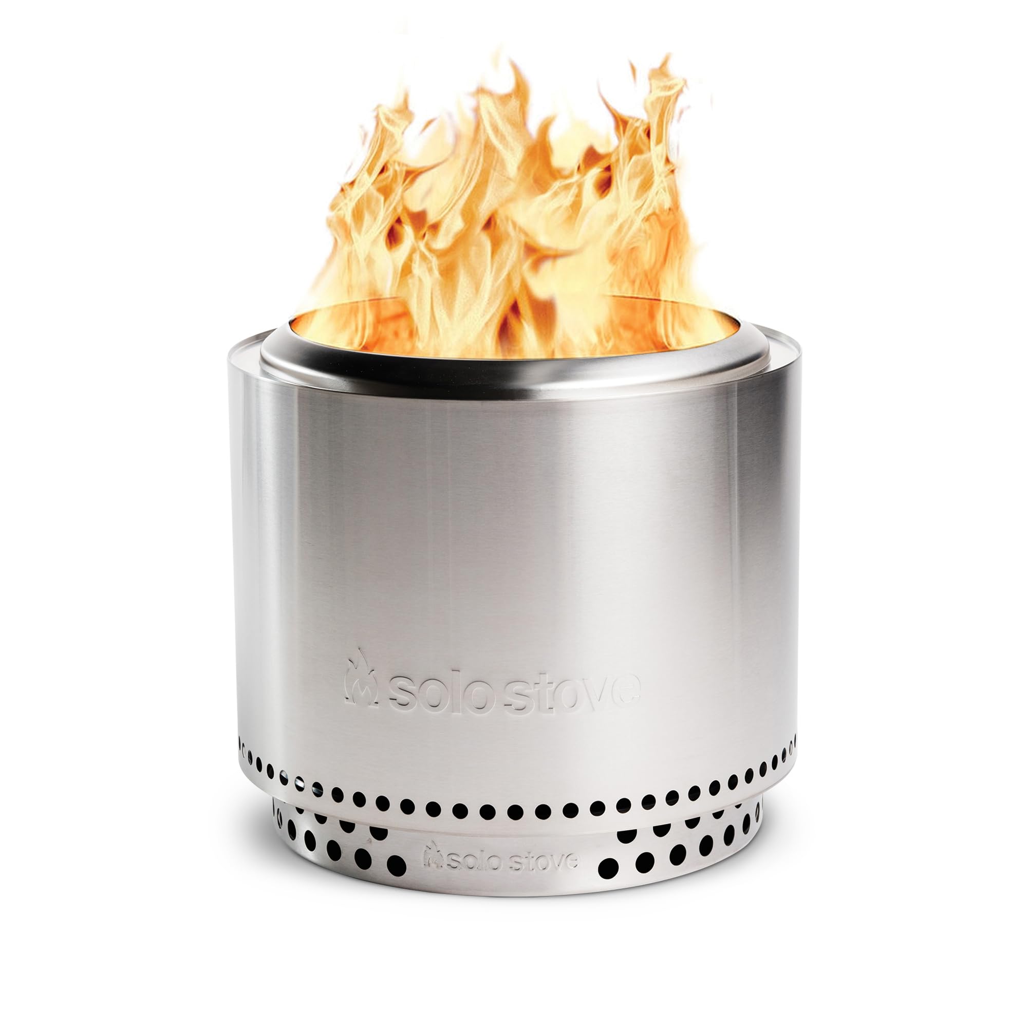 Solo Stove Bonfire with Stand beach-setting evokes coastal camping ambiance