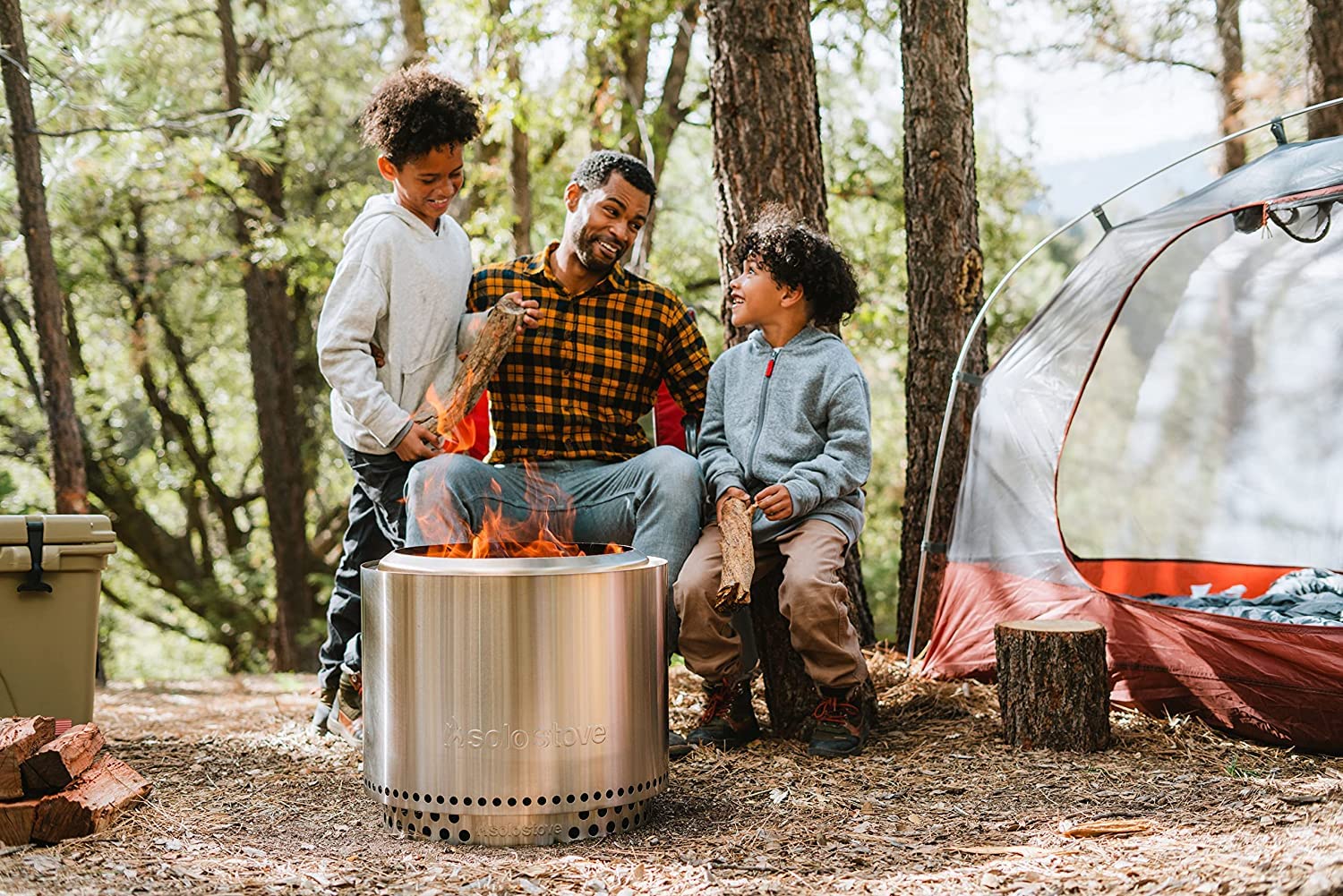 Solo Stove Bonfire with Stand portability-weight emphasizes easy travel