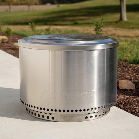 Solo Stove Yukon Lid ash-embers protection helps keep outdoor spaces clean.
