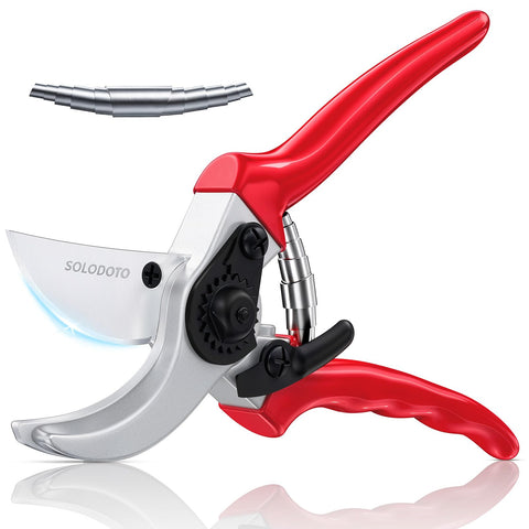 SOLODOTO 8.5-inch SK5 blade close-up for precise garden cuts