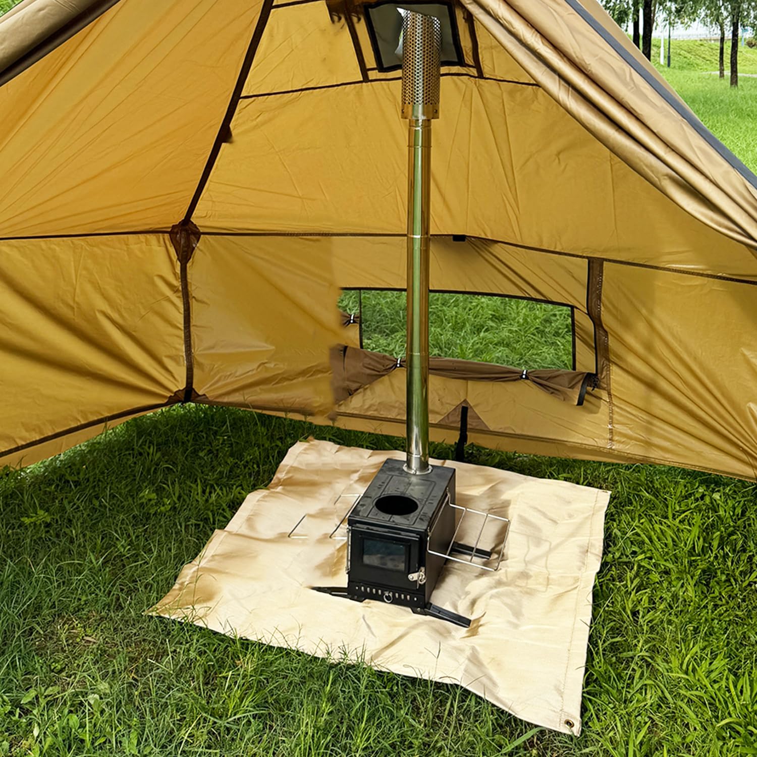SoloWilder mat used in diverse outdoor settings: deck, garden, campsite