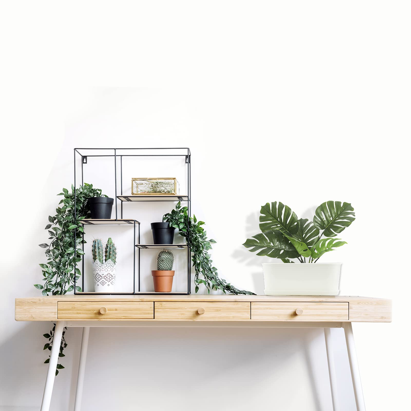 SORANGEUN easy-to-move planter boxes for rearranging mini gardens.