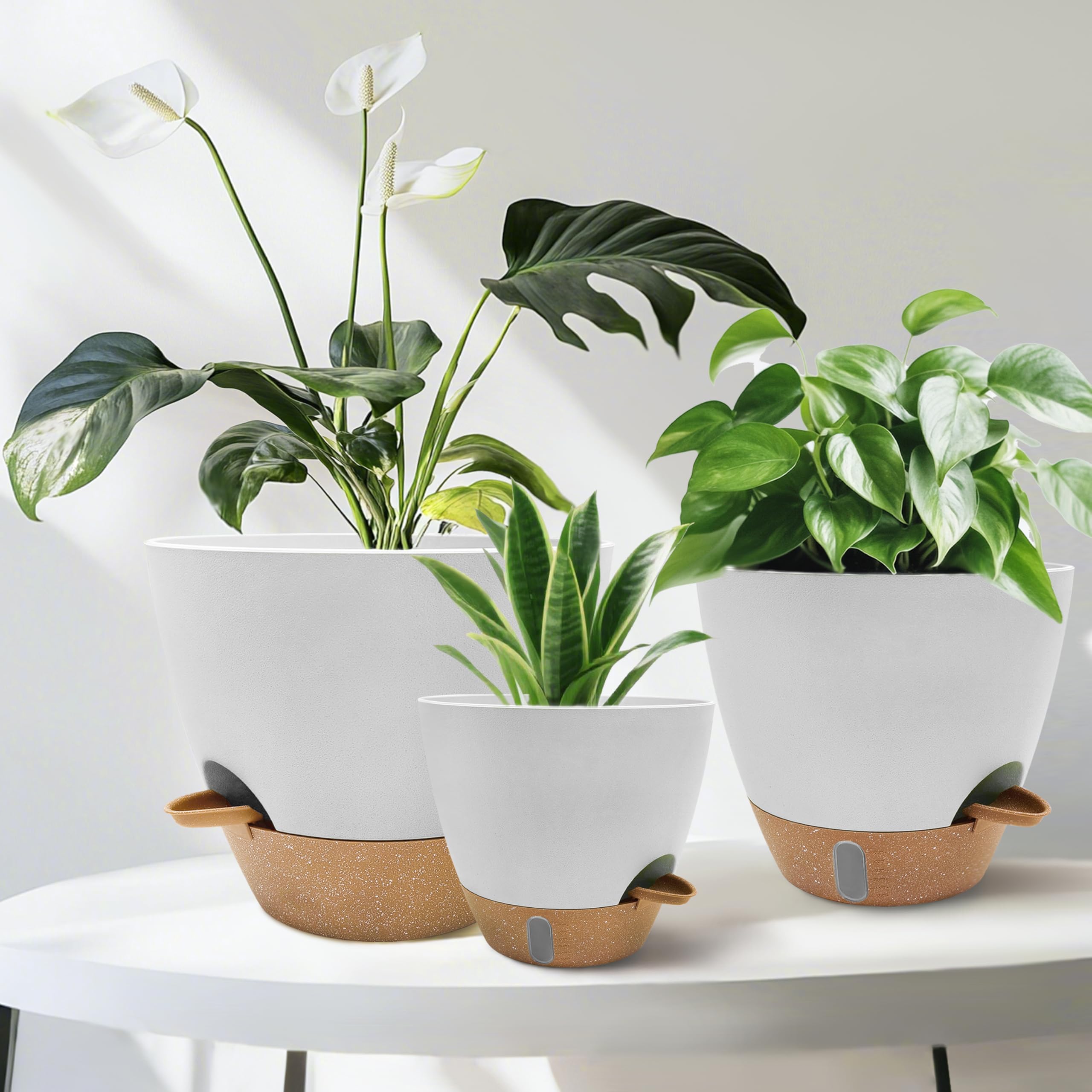 SORANGEUN reinforced polypropylene planter for modern interiors.