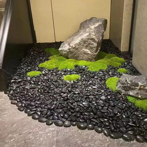 SOUJOY aquarium gravel for fish tanks provides natural-looking substrate.