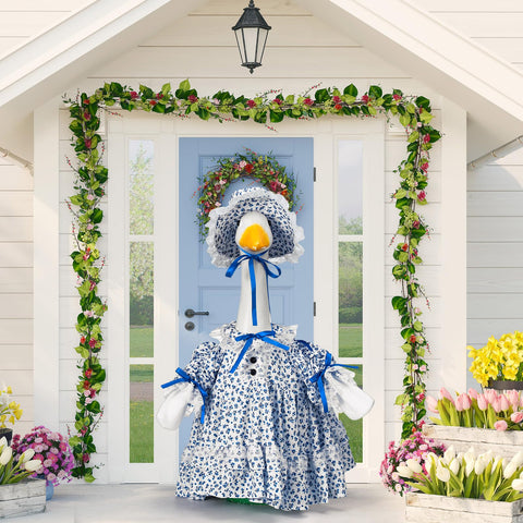 Soulchen wide-brim hat adds playful charm to outdoor goose.