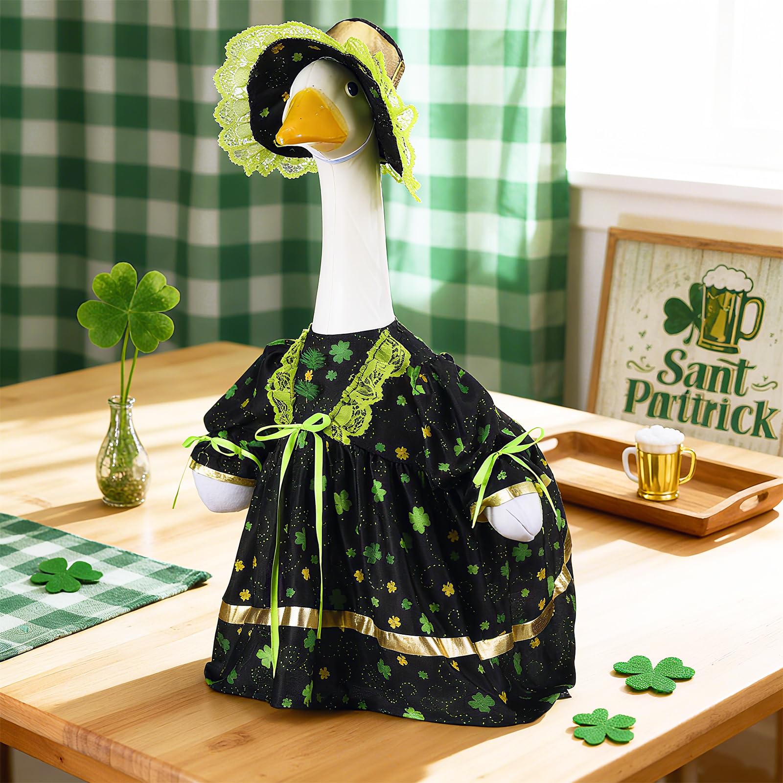 Soulchen lace goose costume with green trim, easy to wear.