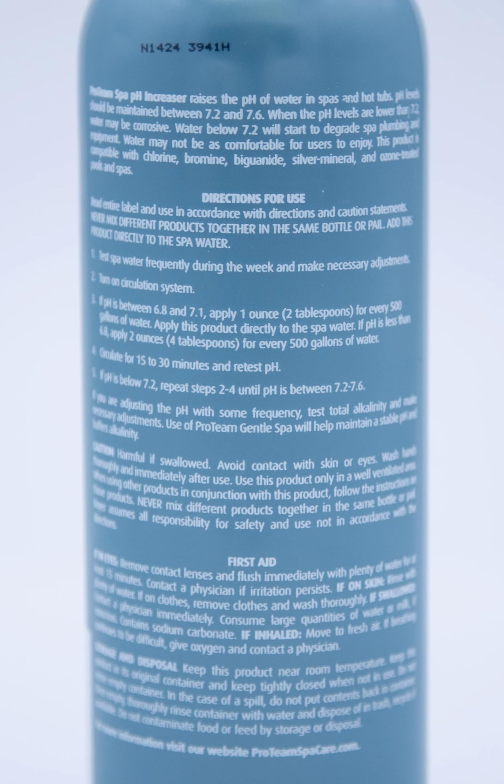 SplashWiz hot tub chemicals guide e-book card for quick maintenance tips.