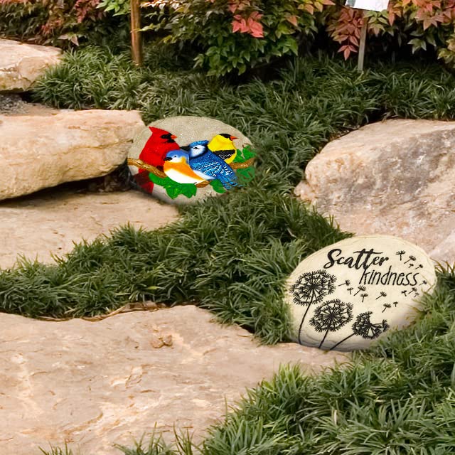 Spoontiques Pets and memories stepping stone offers meaningful garden display options.