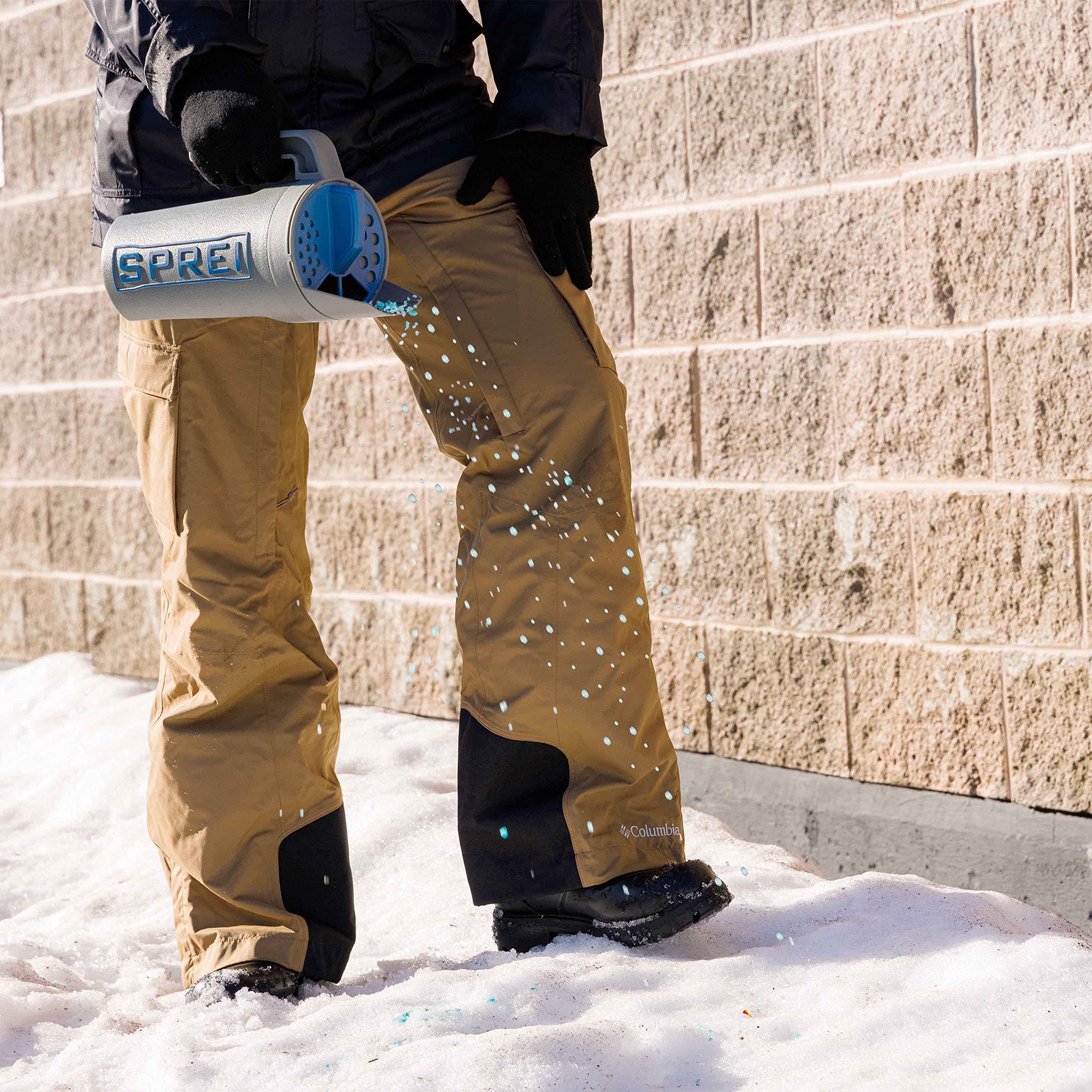 Year-round tool for winter salt and summer seed applications.
