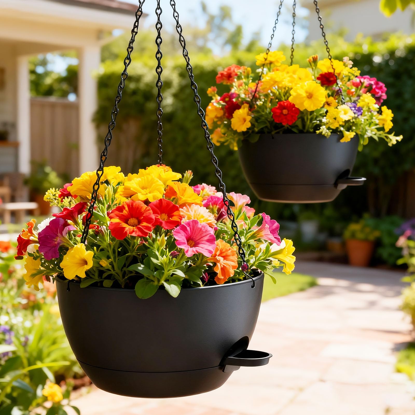 SQKH easy-install hanging planters for balconies, windows and gardens.