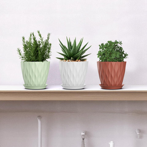 SQKH planter pots with tray catching water for mess-free watering