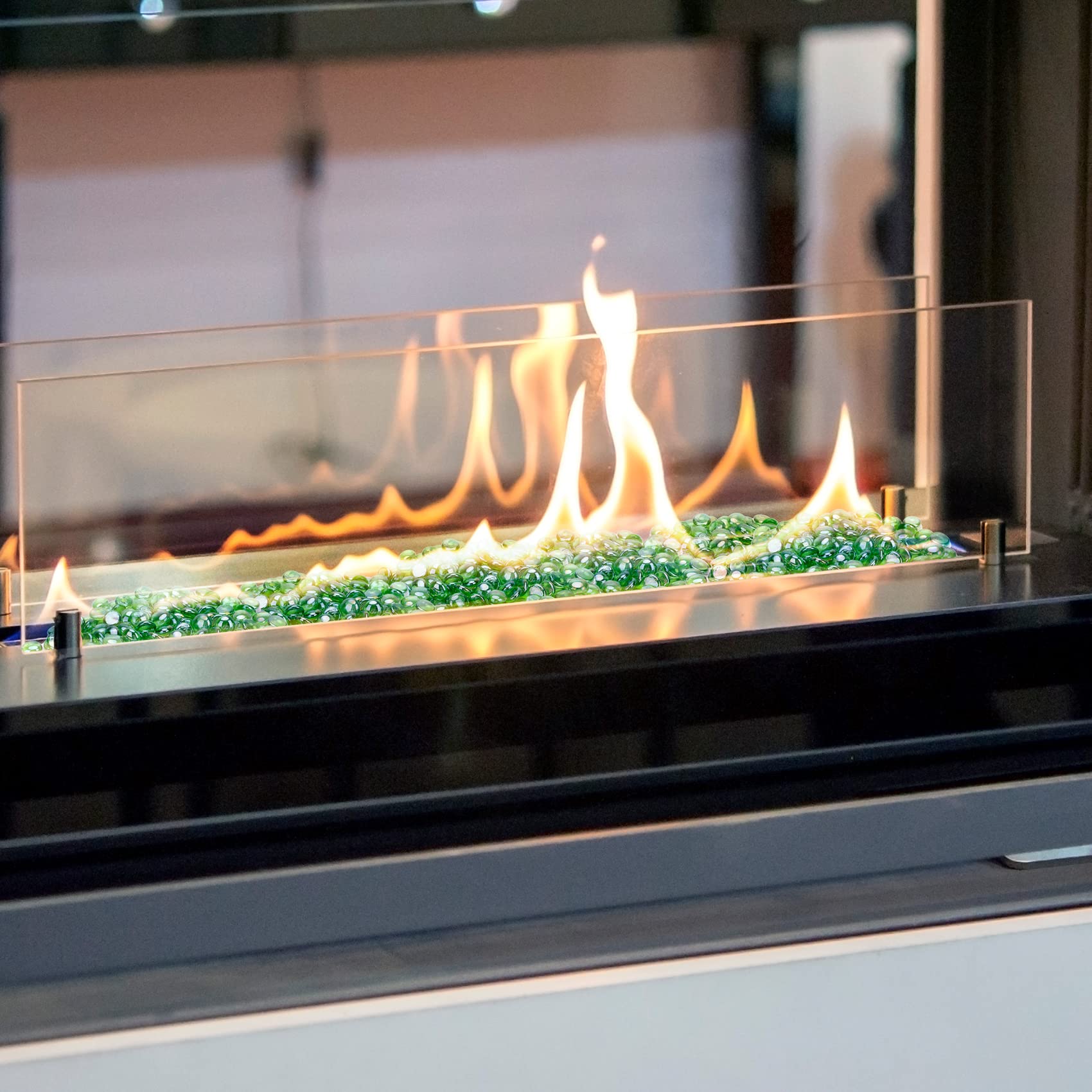 Stanbroil 10-pound emerald-green fire glass half-inch polished look