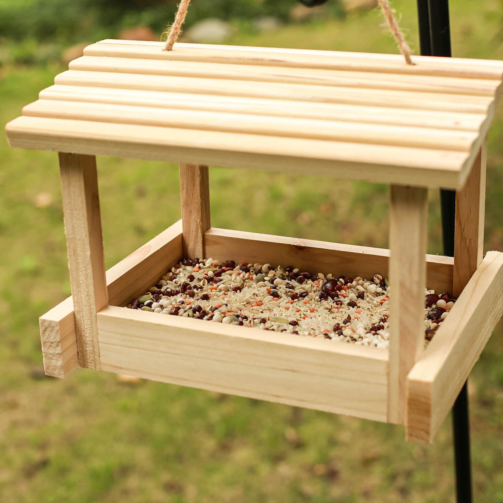 STARSWR Bird Feeder Outdoor sloping roof highlights weather protection and easy access.