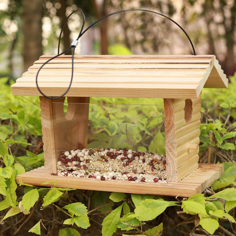 Moisture removal tray on STARSWR feeder drains rainwater to keep seeds dry