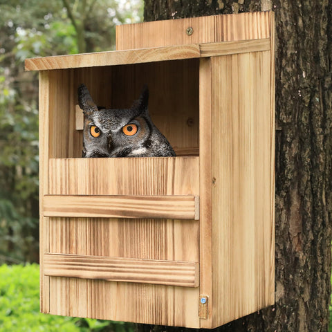 STARSWR Large wood bird box with rectangular opening facilitates easy entry.