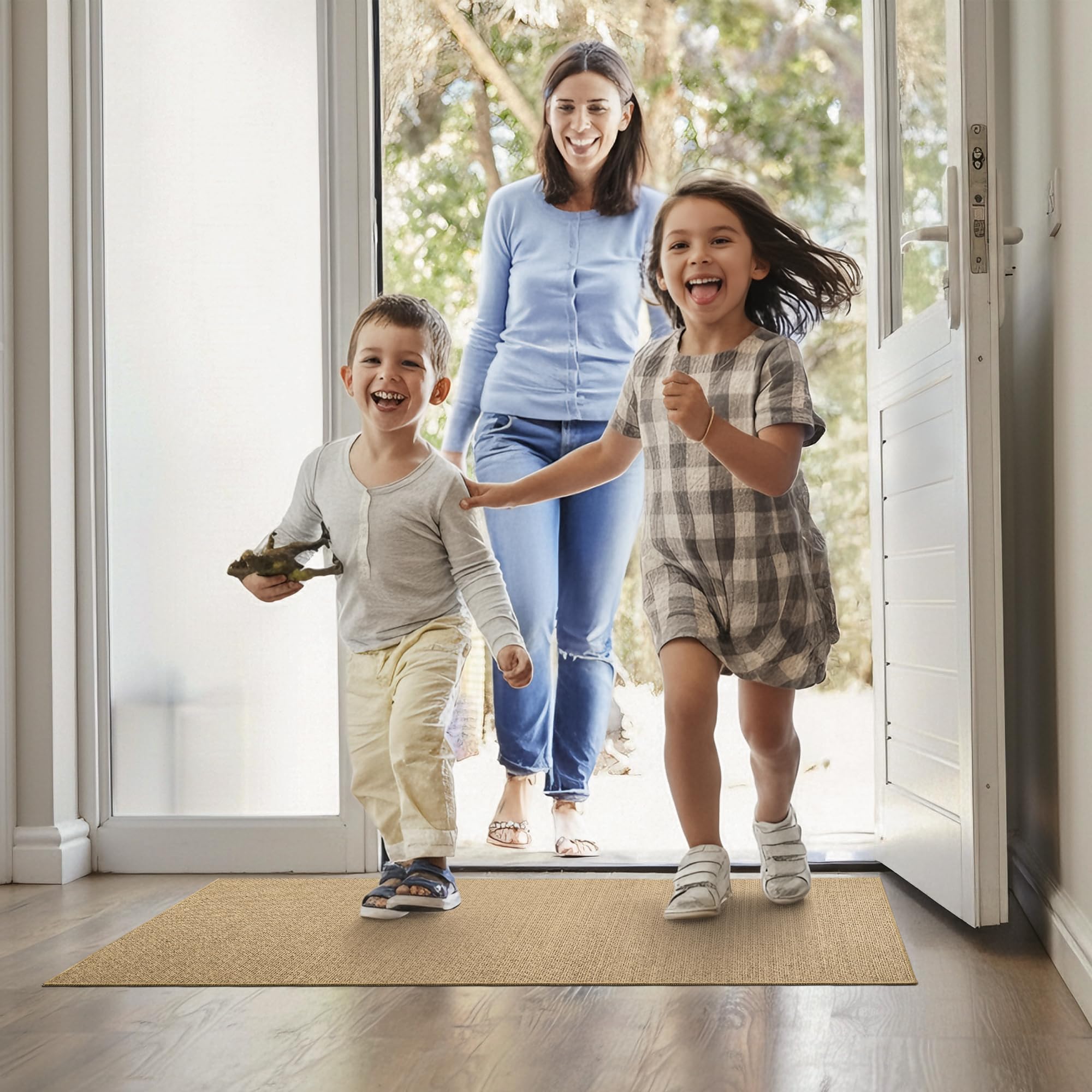 StepAura all-weather door mat handles rain and snow with quick-drying performance.