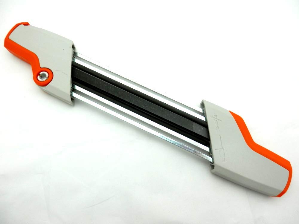 Stihl 2-in-1 tool in action illustrating efficient edge restoration.