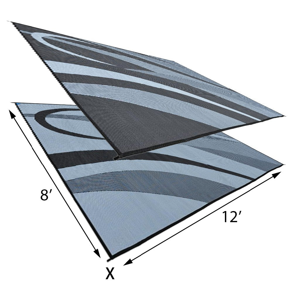 GA1 mat on the beach with a UV-coated, sun-friendly surface.