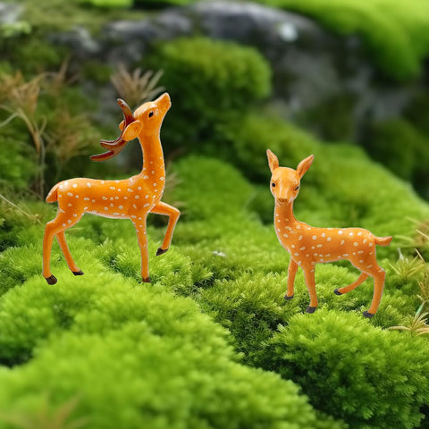 Suartus deer cake toppers for cakes and mini scenes with lively poses.