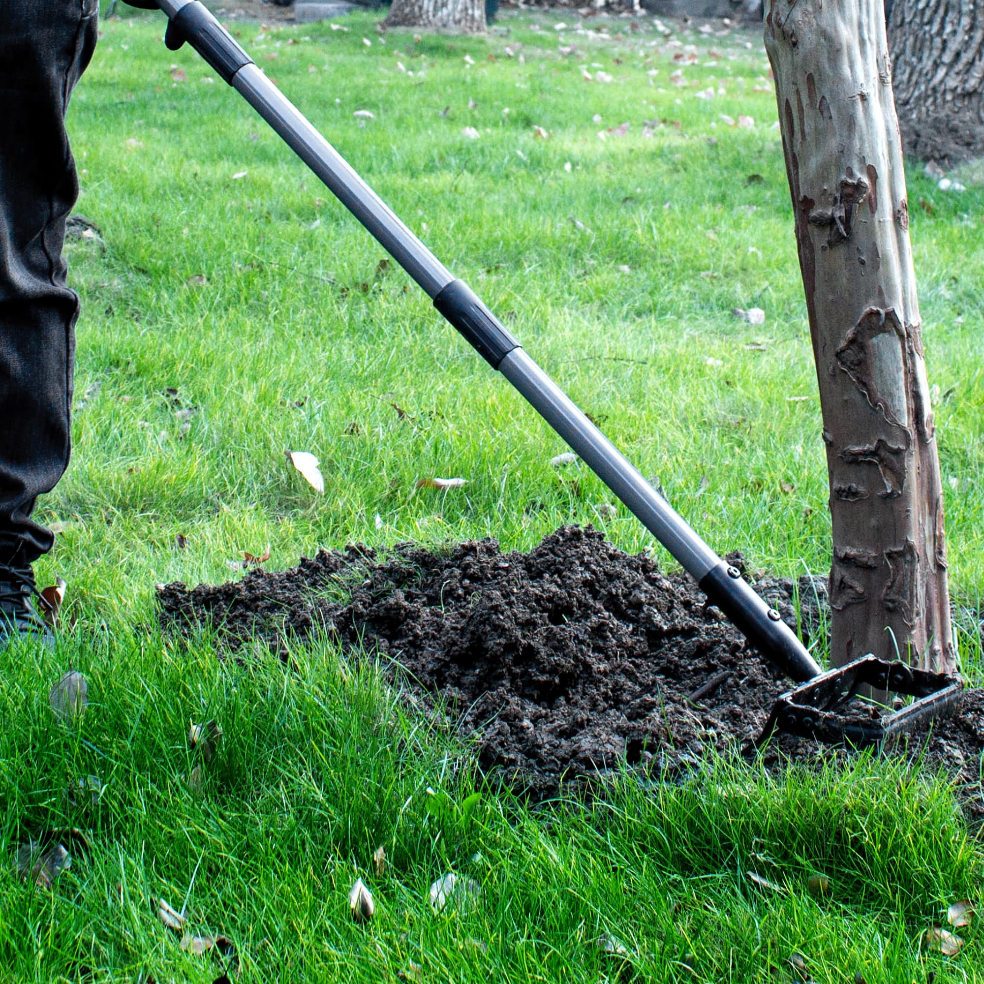 Suchtale durable garden cultivator handling tough soil and mud