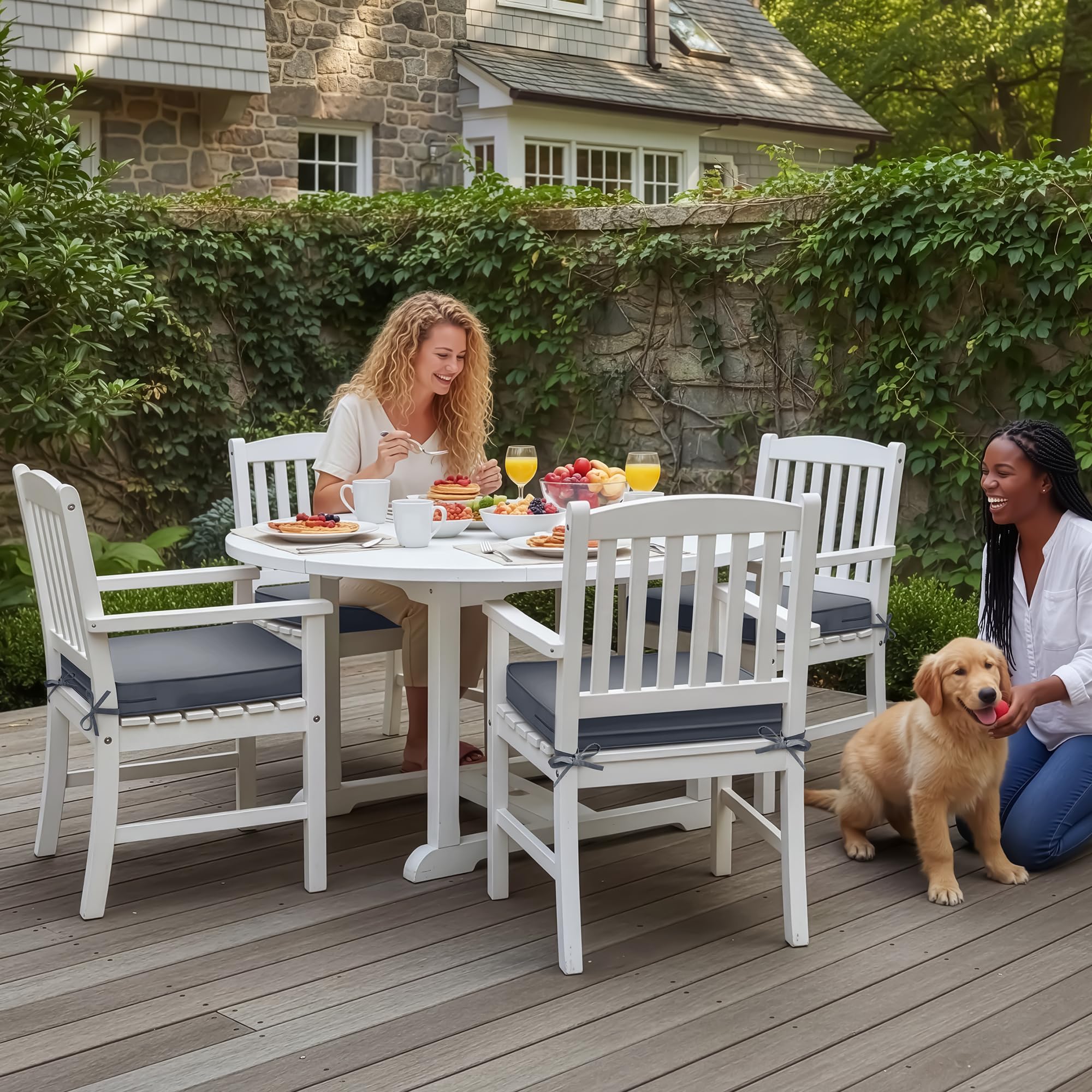 Summsun cushions feature waterproof fabric for all-weather use.