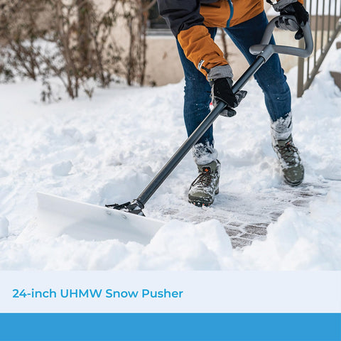 Suncast snow pusher handle with sturdy grip for easy use