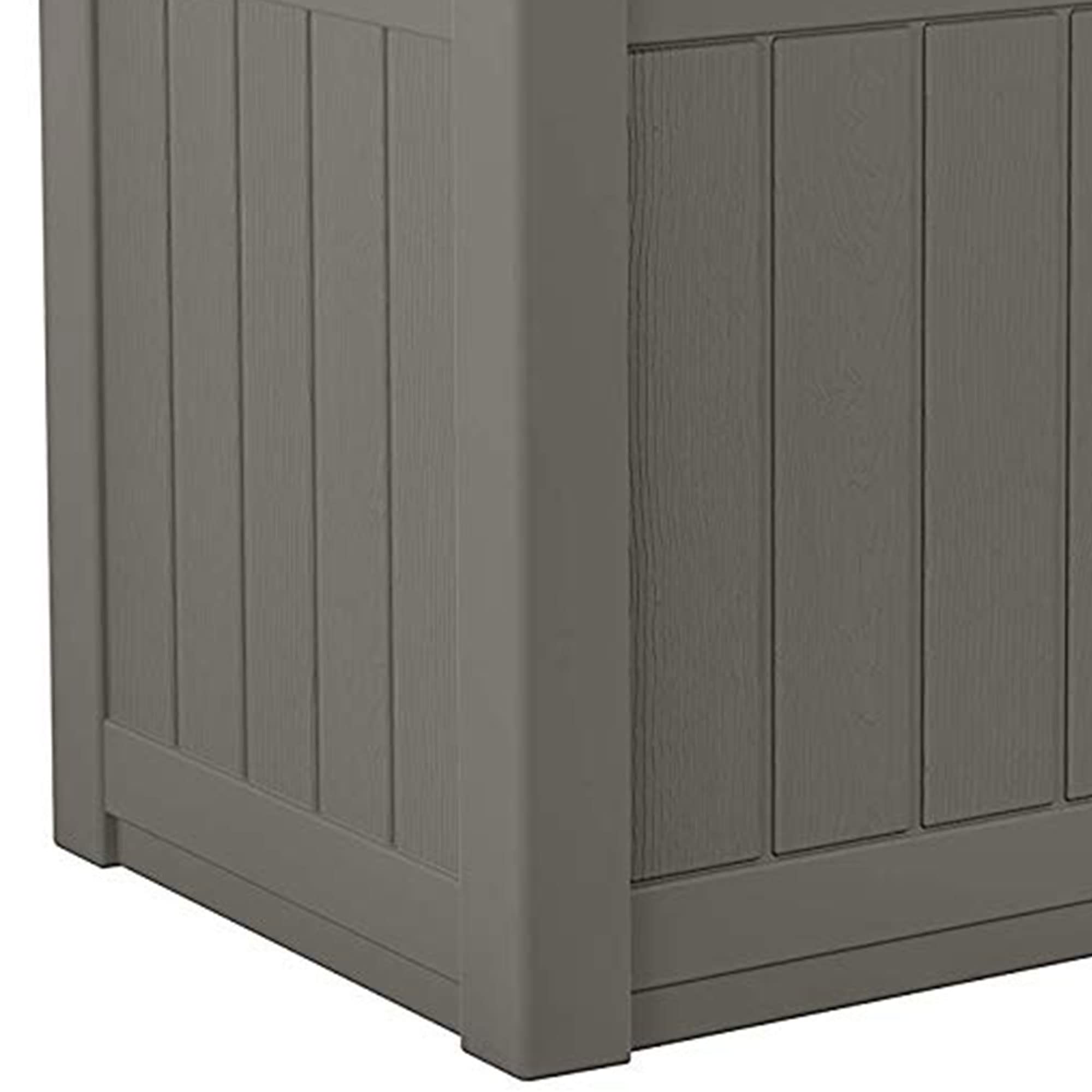 Suncast tool-free assembly of interlocking deck box panels