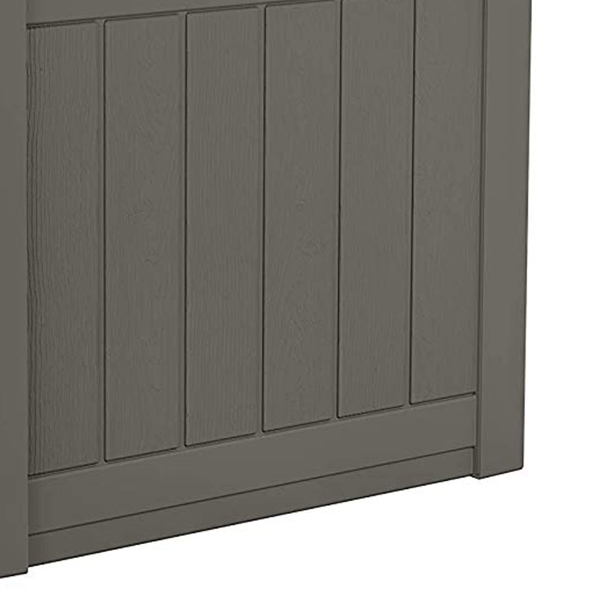 Suncast weatherproof resin deck box with UV protection