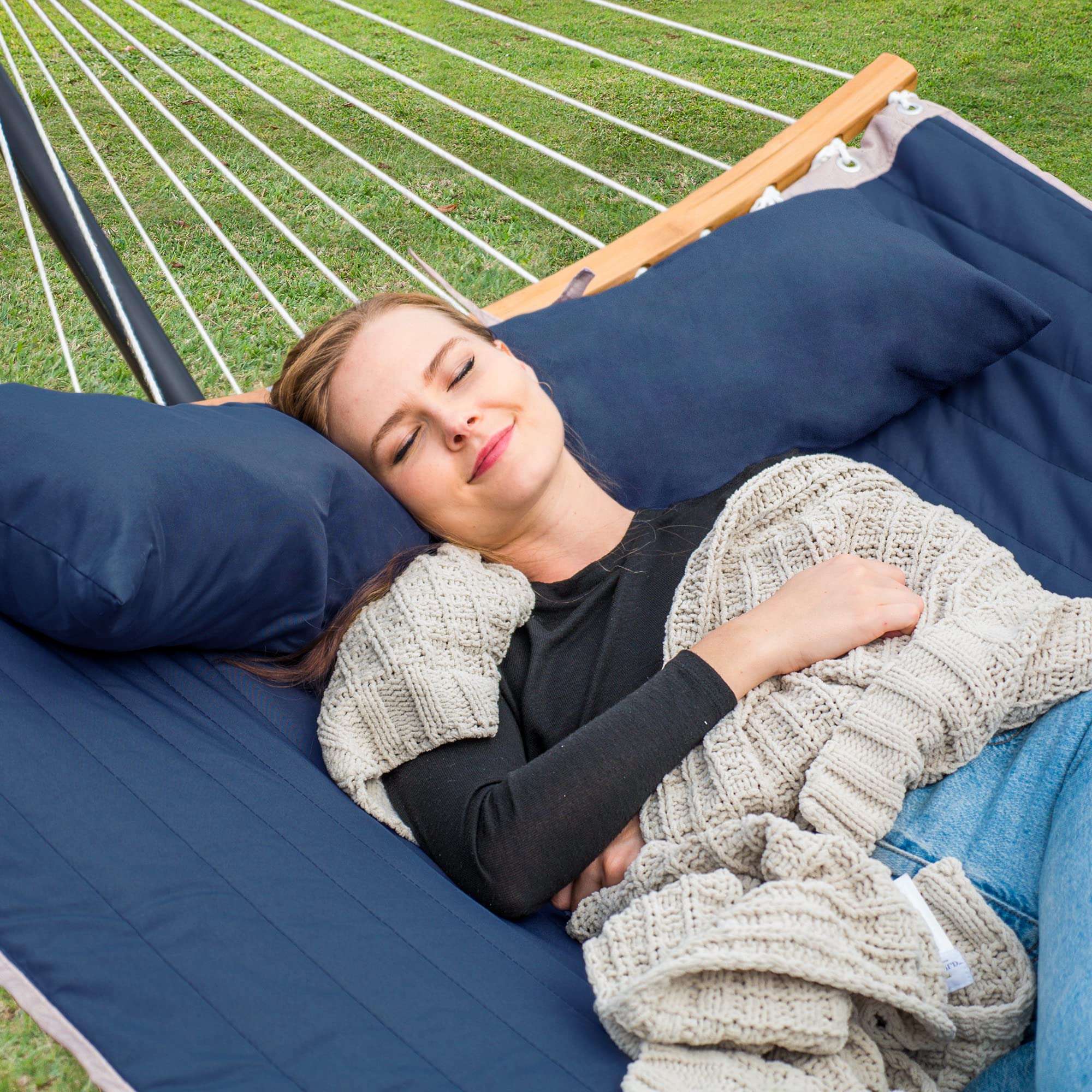 Suncreat hammock spreader bar 55 inch, weather-resistant design keeps shape and comfort.