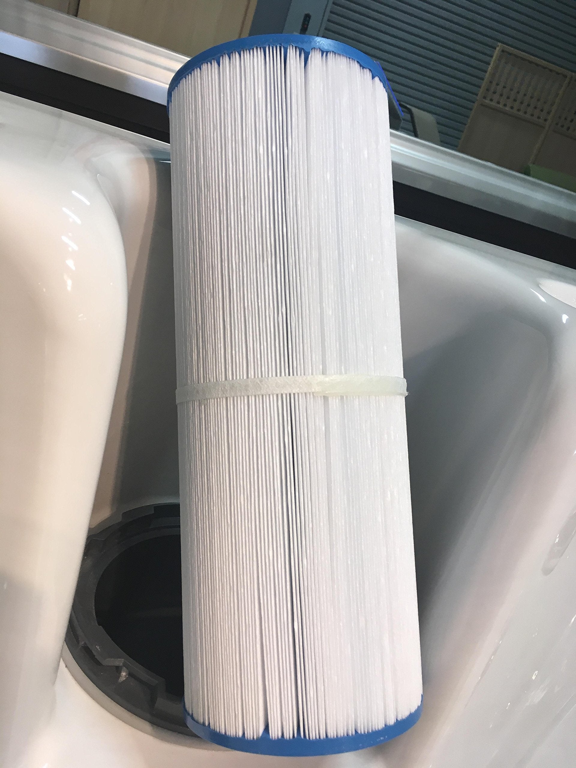 Label shows part number 373045S and Sundance Spas branding