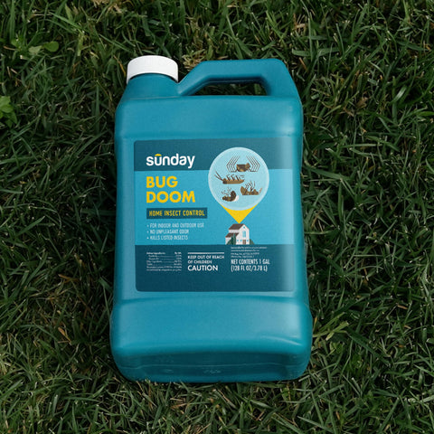 Botanically derived formula features chrysanthemum extract and canola oil.