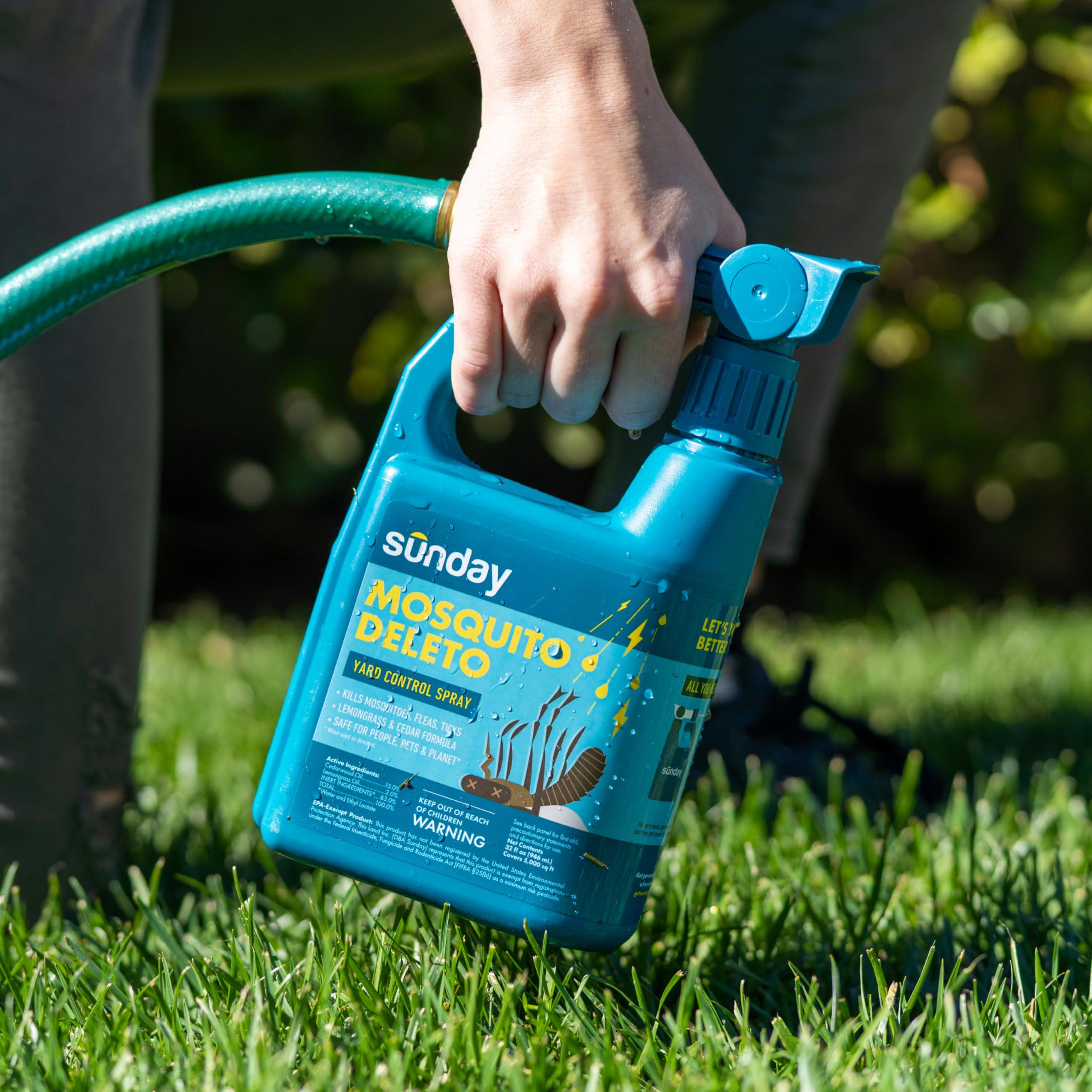 Sunday Mosquito Deleto spray application in seconds for convenience