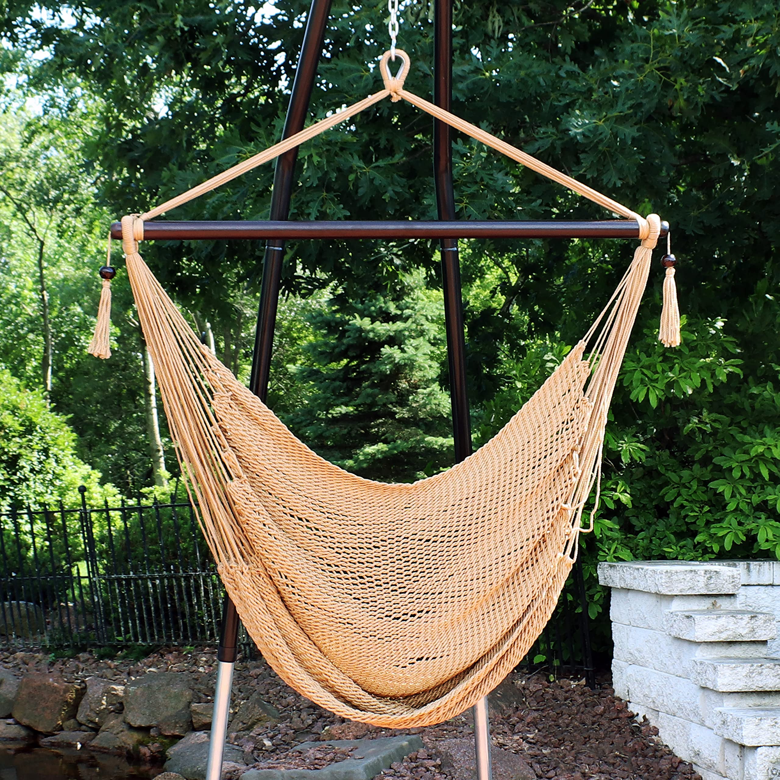 Sunnydaze Caribbean XL chair demonstrating versatile hanging options