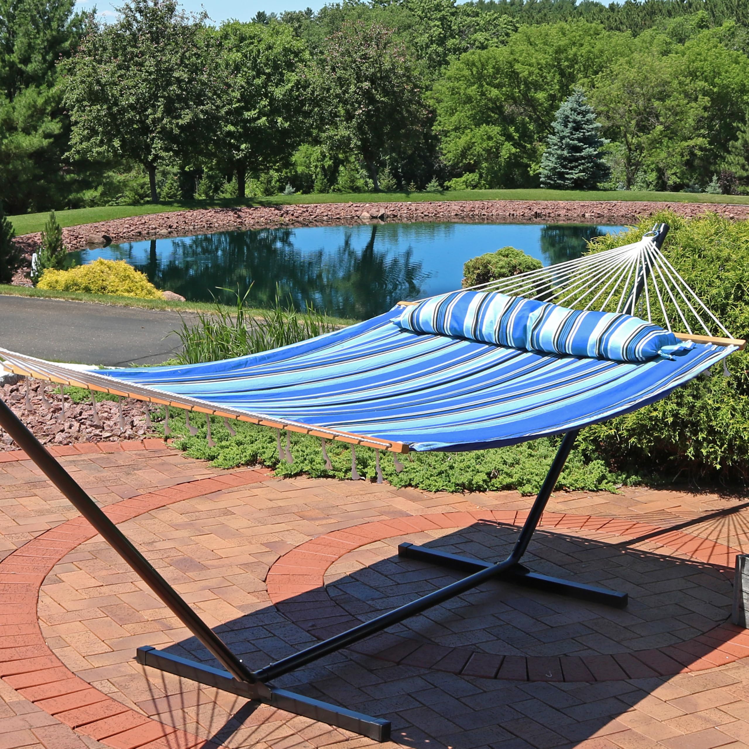 Sunnydaze hammock with wooden spreader bars close-up for stable entry.