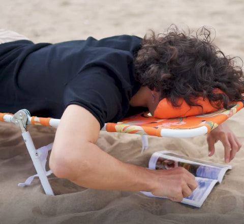 SunnyFeel folded-compact design fits in any car trunk.