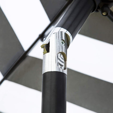 Sunnyglade lightweight aluminum pole offers rust-free durability.