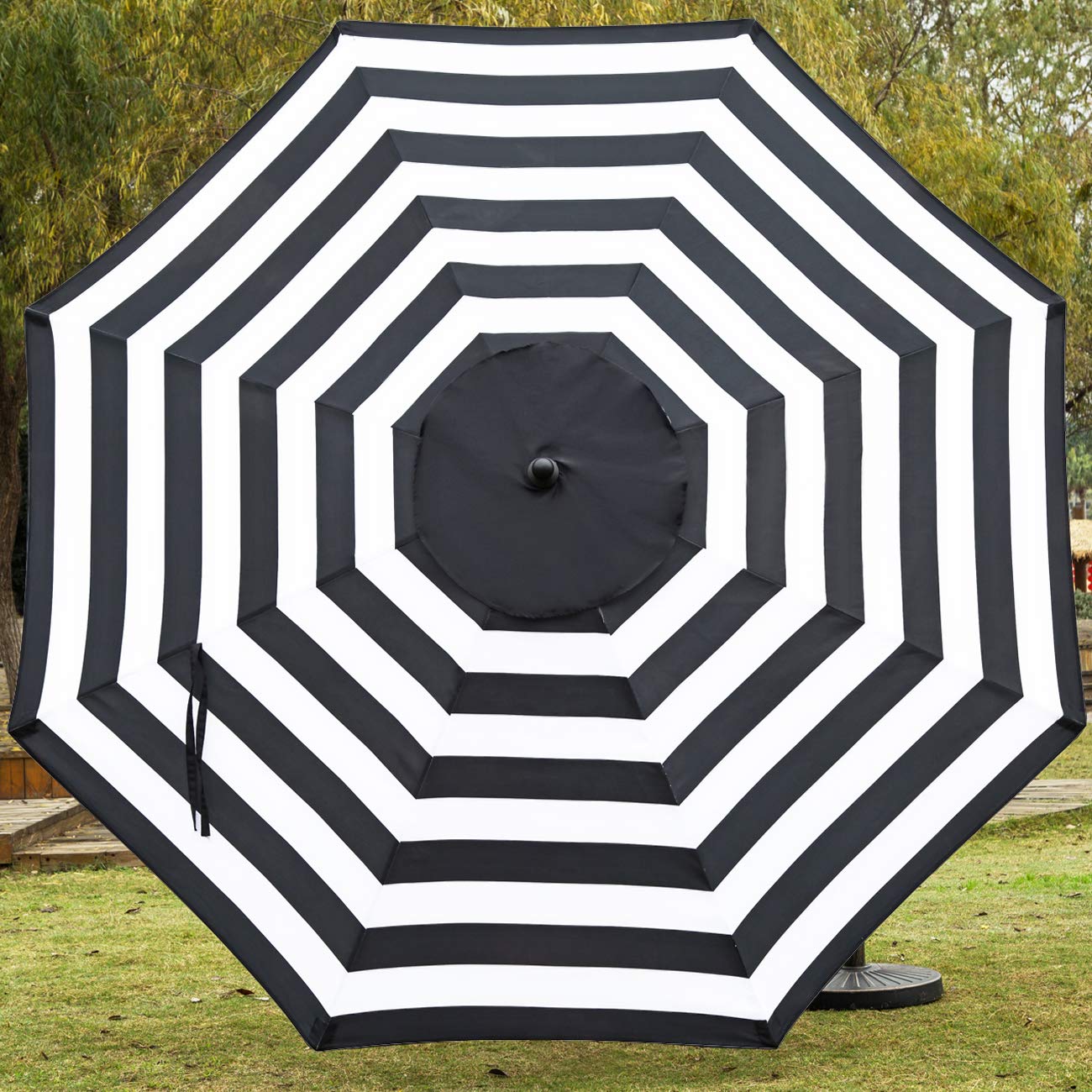 Sunnyglade crank tilt mechanism enables easy shade adjustment