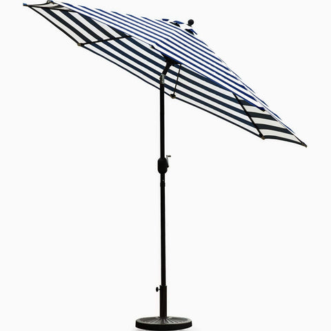 Sunnyglade umbrella crank and tilt feature for adjustable shade