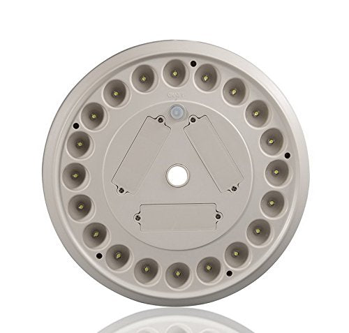 Simple, tool-free installation for Sunnytech flag light on a standard pole.