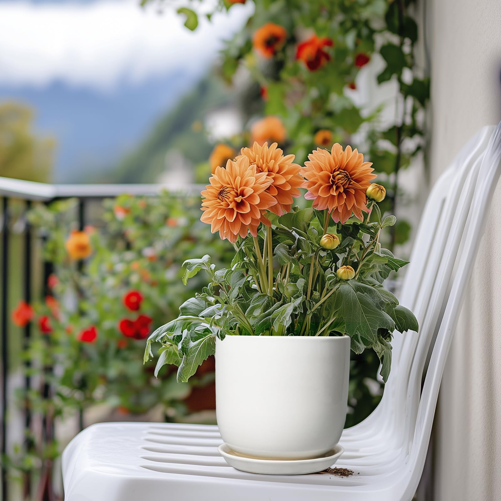 SUNPOTFOR durable ceramic planter designed for indoor and outdoor use.