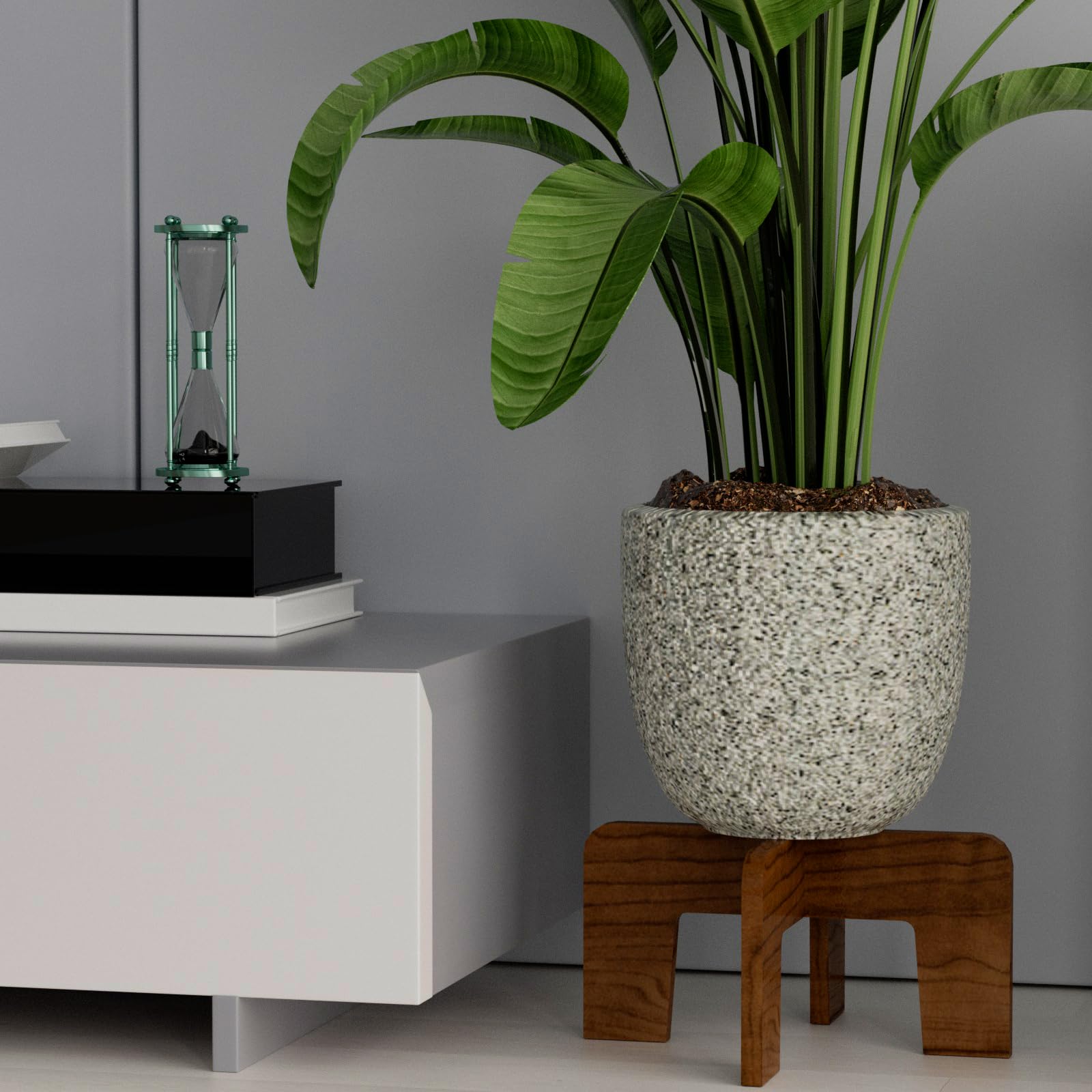 SupBambGO plant stand ships as two flat pieces for quick setup.