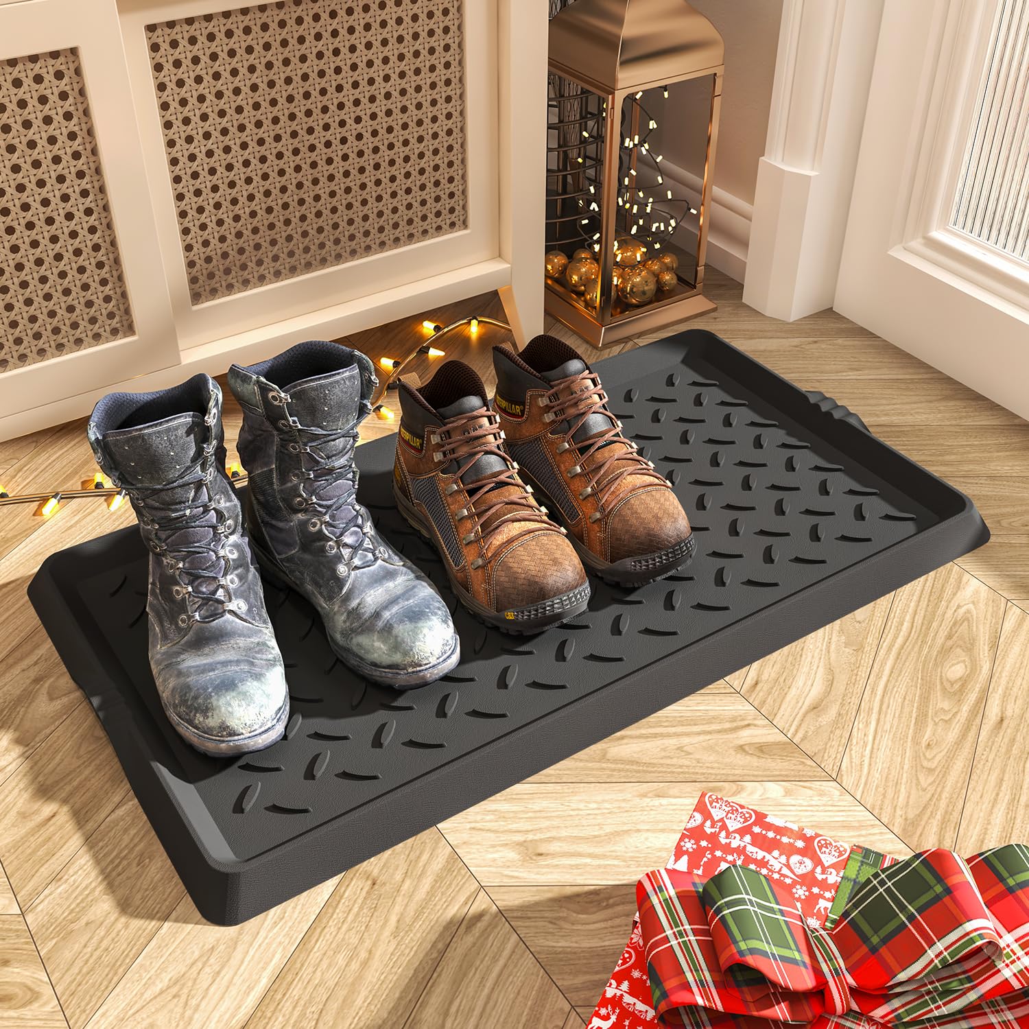 SUPENUIN boot tray with lip to trap mud and water at the entryway