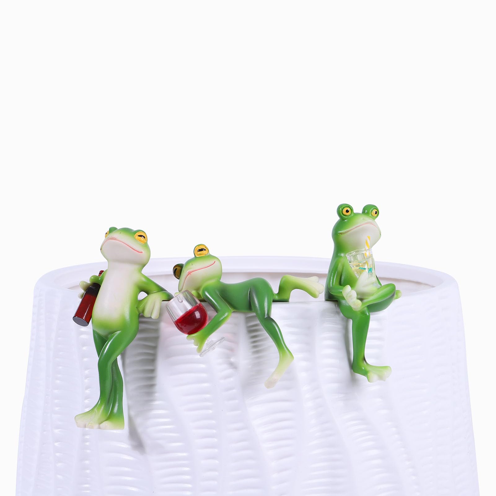 Suqorinp 3-pcs frog decor set for charming garden accents