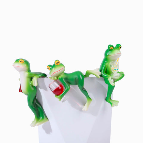 Suqorinp fairy garden frog figurine adds whimsy to outdoor spaces
