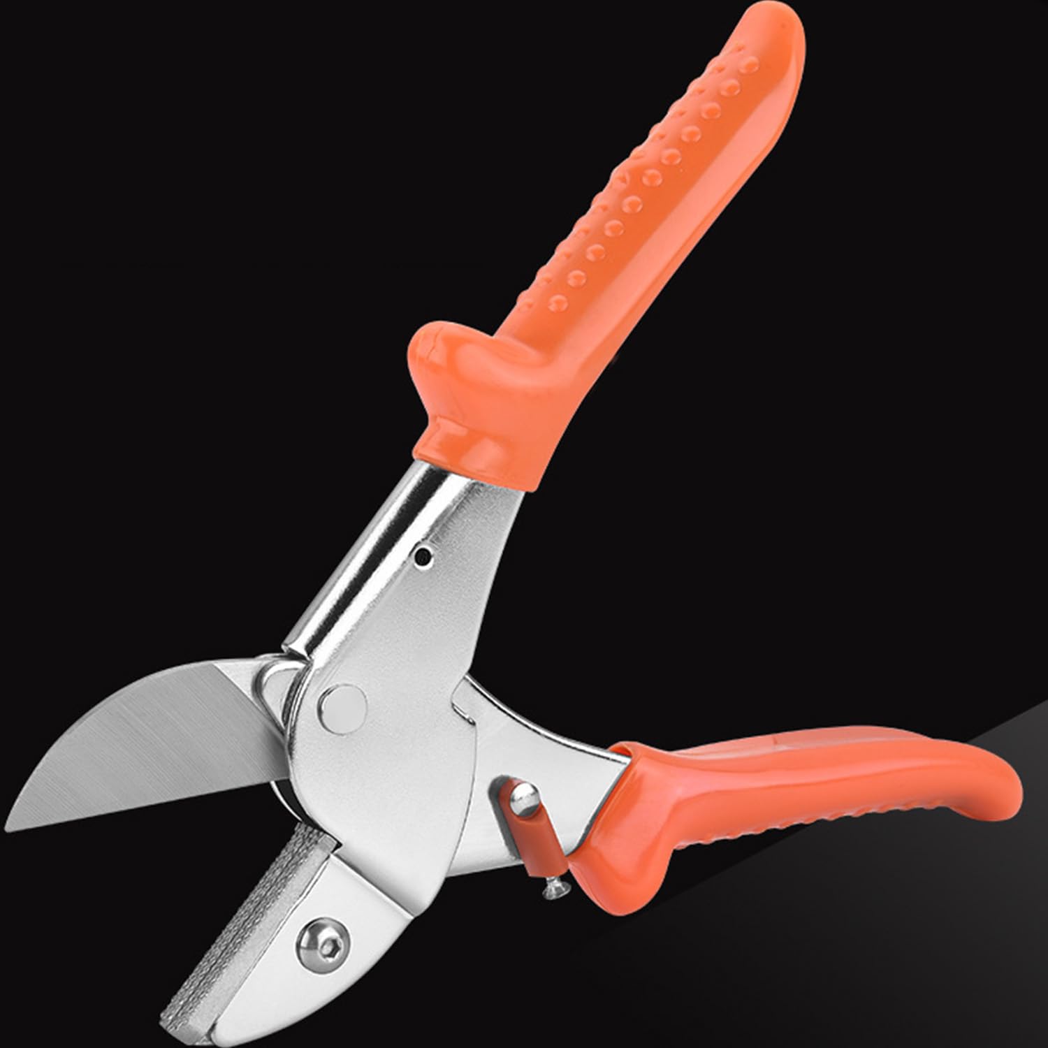 SuyncYi garden shears in action pruning plants for versatile trimming.