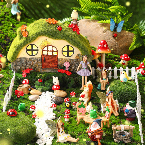 Suzile solar mushroom house lights up automatically for cozy outdoor scenes