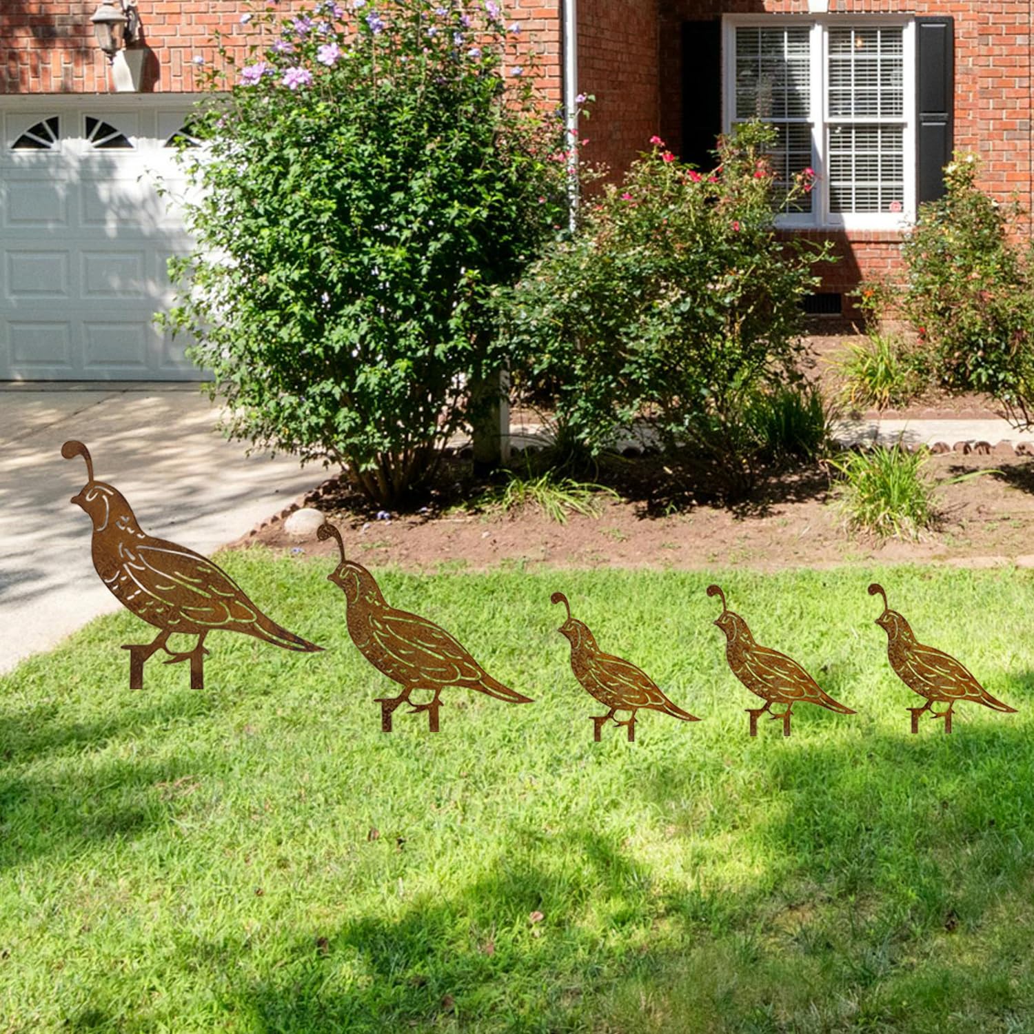 SWNACOR quail family garden stakes provide multi-size visual appeal.