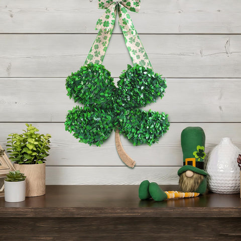 Syagnos indoor shamrock wreath is lightweight and reusable decoration.