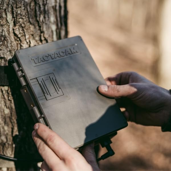 Rugged IPX66 weather-ready solar panel for rain and dust resistance.